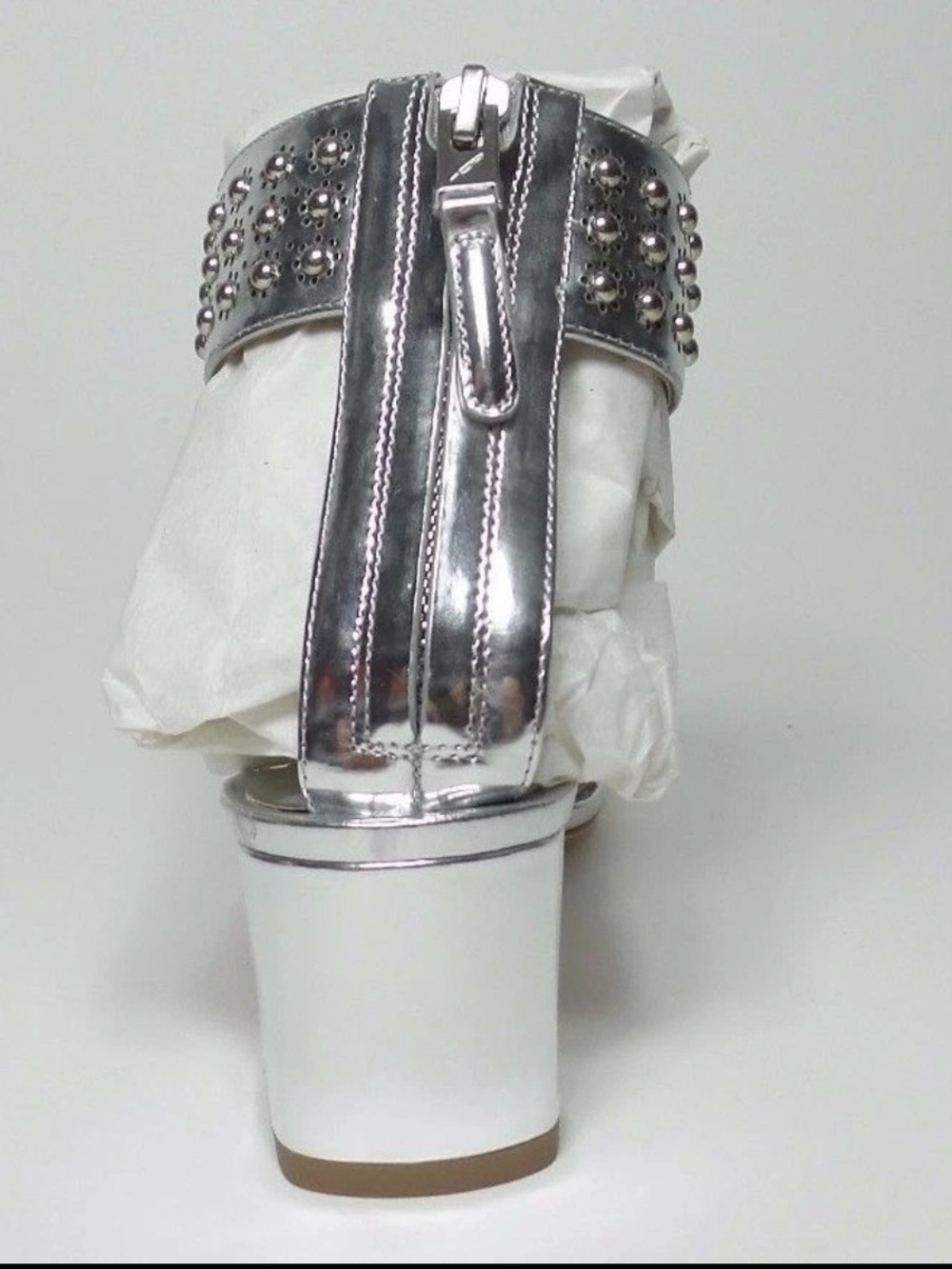 Brian Atwood Kendyll Silver Studded Low Heel Sandals Sz 6.5 - Picture 5 of 15